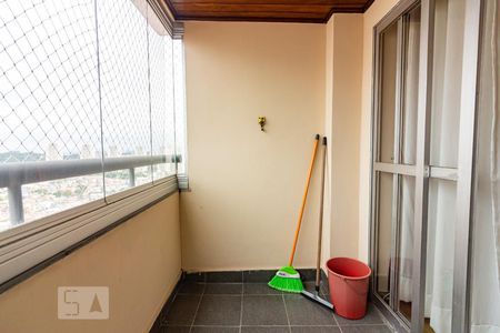 Varanda de apartamento à venda com 2 quartos, 65m² em Vila Yara, Osasco