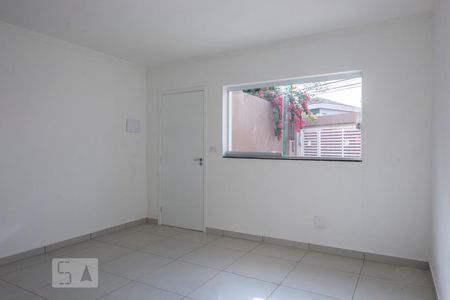 Sala de casa à venda com 2 quartos, 98m² em Chácara Califórnia, São Paulo