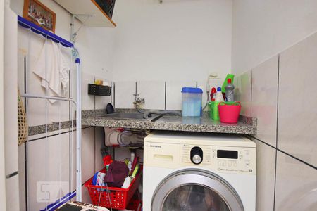 Apartamento à venda com 94m², 3 quartos e 1 vaga Apartamento à venda com 94m², 3 quartos e 1 vagaÁrea de serviço