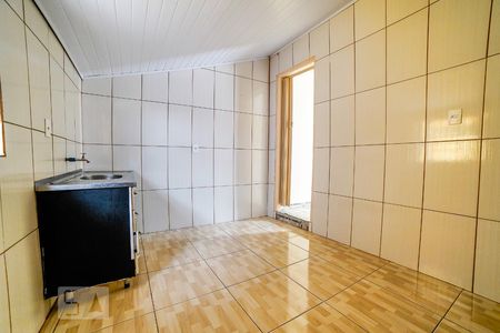 Cozinha de casa para alugar com 1 quarto, 32m² em Vila Maria Alta, São Paulo