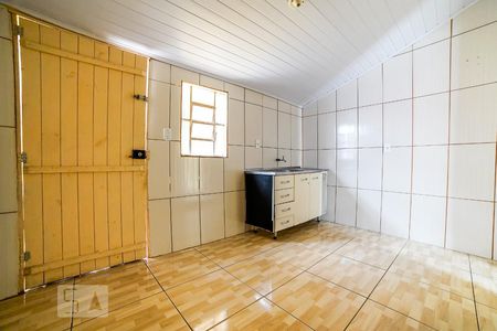 Cozinha de casa para alugar com 1 quarto, 32m² em Vila Maria Alta, São Paulo