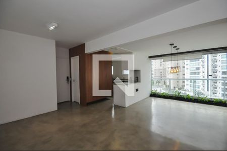 Sala de apartamento à venda com 2 quartos, 77m² em Jardim Fonte do Morumbi, São Paulo