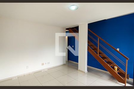 Sala de casa para alugar com 2 quartos, 85m² em Freguesia (jacarepaguá), Rio de Janeiro