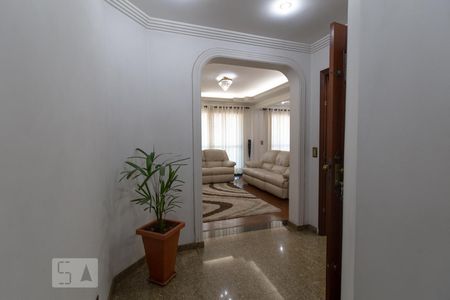Hall de entrada de apartamento à venda com 4 quartos, 242m² em Vila Zelina, São Paulo
