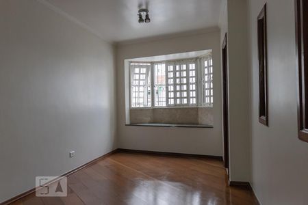 Sala 1 de casa à venda com 3 quartos, 240m² em Cambuci, São Paulo