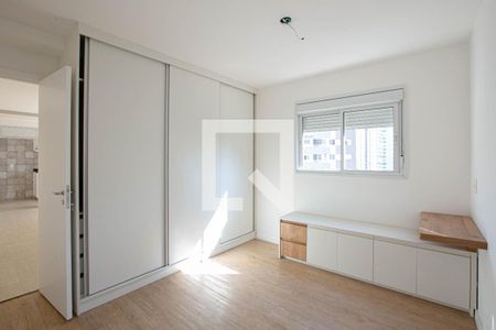 quarto suíte de apartamento para alugar com 1 quarto, 62m² em Vila Anglo Brasileira, São Paulo