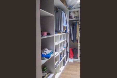 Closet de apartamento à venda com 2 quartos, 64m² em Cristal, Porto Alegre