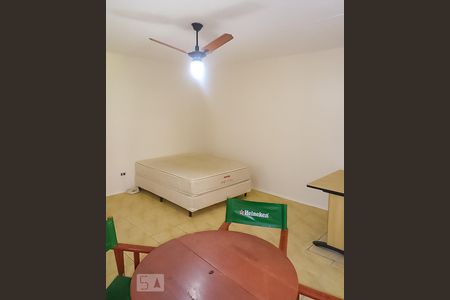 Sala/Quarto/Cozinha de kitnet/studio para alugar com 1 quarto, 31m² em Santa Tereza, Porto Alegre