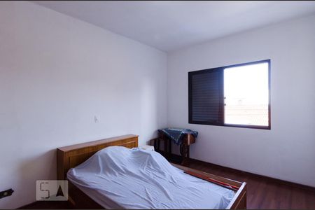 Quarto 1 de casa para alugar com 2 quartos, 110m² em Santa Terezinha, São Bernardo do Campo