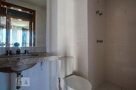 Banheiro Social de apartamento para alugar com 2 quartos, 58m² em Sul (águas Claras), Brasília