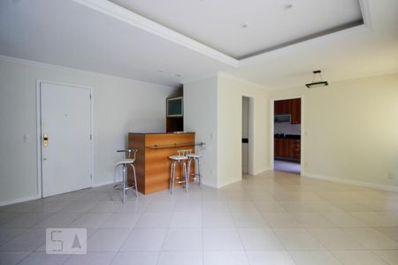 Sala de apartamento para alugar com 3 quartos, 95m² em Recreio dos Bandeirantes, Rio de Janeiro