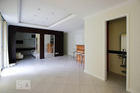 Sala de apartamento para alugar com 3 quartos, 95m² em Recreio dos Bandeirantes, Rio de Janeiro