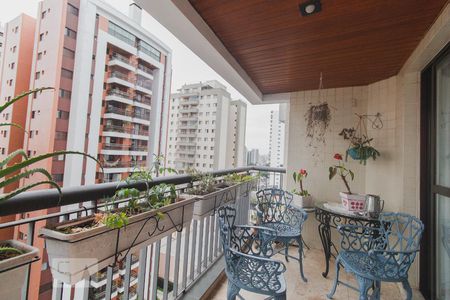 Varanda de apartamento à venda com 4 quartos, 125m² em Vila Gomes Cardim, São Paulo