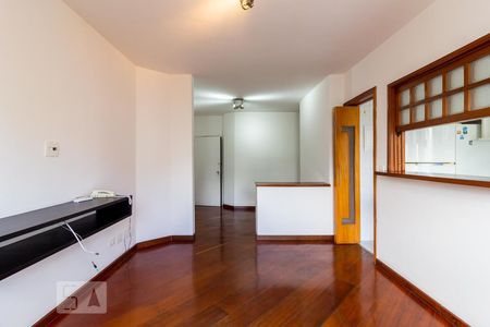 Sala de apartamento à venda com 2 quartos, 70m² em Indianópolis, São Paulo