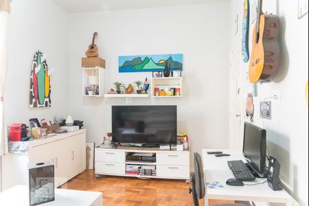 Sala de apartamento para alugar com 1 quarto, 40m² em Tijuca, Rio de Janeiro