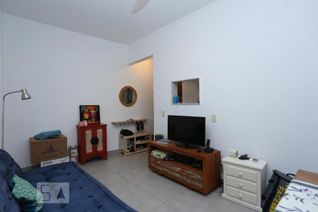 Sala de apartamento à venda com 1 quarto, 50m² em Copacabana, Rio de Janeiro