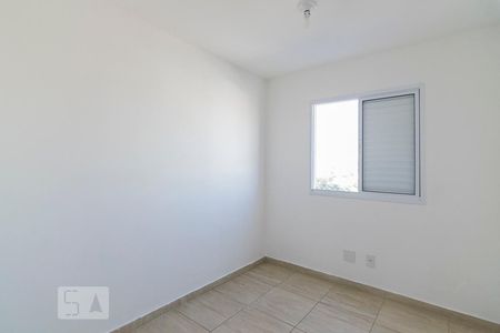 Quarto 2 de apartamento para alugar com 2 quartos, 47m² em Jardim Utinga, Santo André