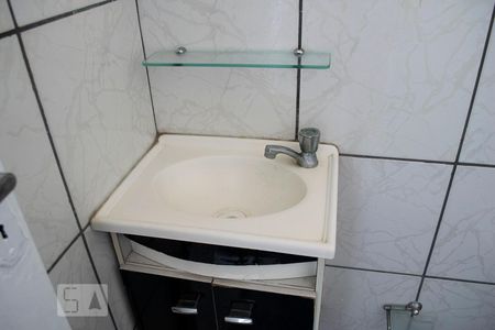 BANHEIRO de kitnet/studio para alugar com 1 quarto, 30m² em Freguesia do Ó, São Paulo