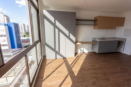 Sala Quarto de kitnet/studio para alugar com 1 quarto, 28m² em Vila Romana, São Paulo