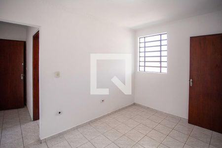 Sala de apartamento para alugar com 2 quartos, 60m² em Piraporinha, Diadema