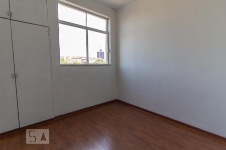 Quarto 2 de apartamento para alugar com 2 quartos, 68m² em Barro Preto, Belo Horizonte