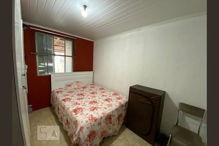 Dormitório de casa à venda com 2 quartos, 30m² em Feitoria, São Leopoldo