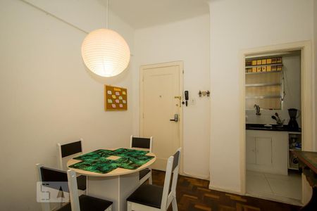 Sala de apartamento para alugar com 1 quarto, 45m² em Copacabana, Rio de Janeiro