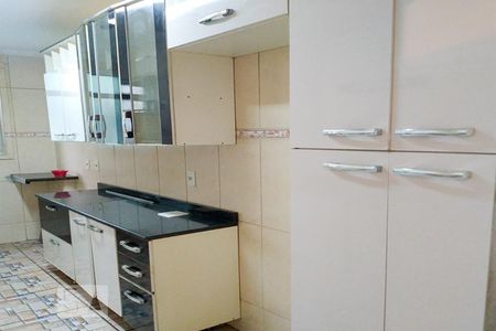 Cozinha de apartamento à venda com 3 quartos, 78m² em Vila Manoel Ferreira, Campinas