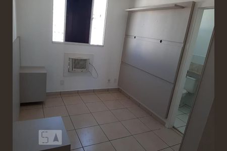 Quarto Suíte de apartamento para alugar com 2 quartos, 55m² em Setor Negrão de Lima, Goiânia