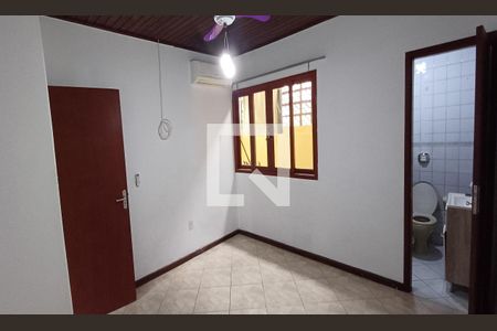 Suíte  de casa para alugar com 4 quartos, 120m² em Barreiros, São José