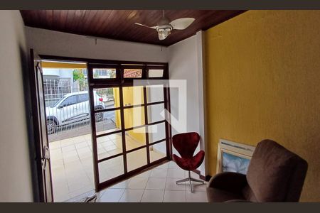 Sala de casa para alugar com 4 quartos, 120m² em Barreiros, São José