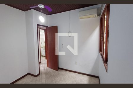 Suíte  de casa para alugar com 4 quartos, 120m² em Barreiros, São José