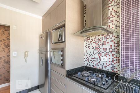 Cozinha de apartamento para alugar com 2 quartos, 52m² em Chácara Cruzeiro do Sul, São Paulo