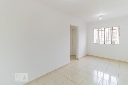 Sala de apartamento para alugar com 2 quartos, 46m² em Vila Araguaia, São Paulo