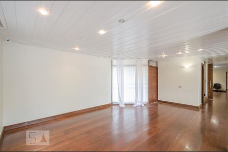 Sala 1 de casa à venda com 5 quartos, 450m² em Belvedere, Belo Horizonte