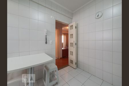 Cozinha de apartamento para alugar com 1 quarto, 50m² em Saúde, São Paulo