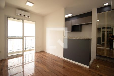 Sala de apartamento para alugar com 3 quartos, 60m² em Liberdade, São Paulo