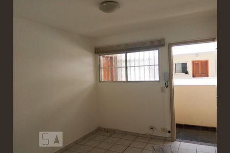 Sala de apartamento para alugar com 2 quartos, 50m² em Vila Santana, São Paulo