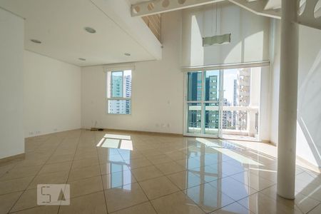 Apartamento para alugar com 76m², 1 quarto e 2 vagasSala