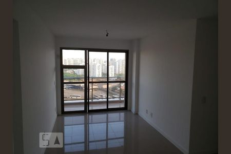 Sala de apartamento para alugar com 2 quartos, 64m² em Jacarepaguá, Rio de Janeiro