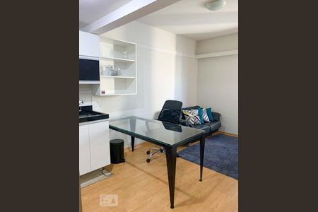 Sala e cozinha de kitnet/studio à venda com 1 quarto, 30m² em Jardim Paulista, São Paulo