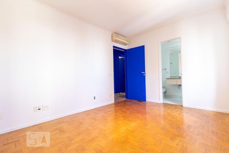 Suíte 2 de apartamento à venda com 2 quartos, 146m² em Vila Madalena, São Paulo