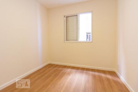 Quarto 2 de apartamento para alugar com 2 quartos, 45m² em São Pedro, Osasco