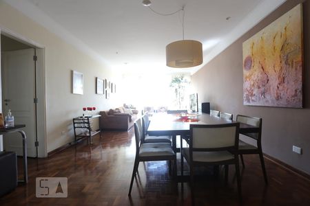 Sala de apartamento à venda com 4 quartos, 220m² em Vila Buarque, São Paulo