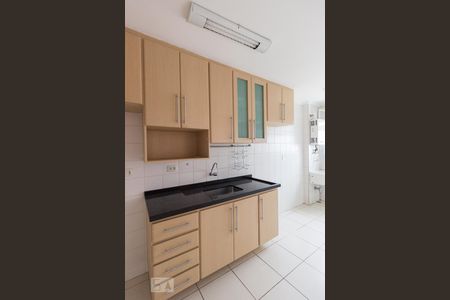 Cozinha de apartamento para alugar com 2 quartos, 75m² em Lauzane Paulista, São Paulo