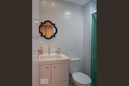 banheiro de apartamento à venda com 2 quartos, 61m² em Vila Antonieta, São Paulo