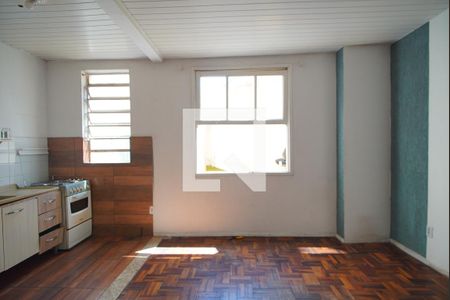 Sala de apartamento à venda com 2 quartos, 48m² em Jardim Floresta, Porto Alegre