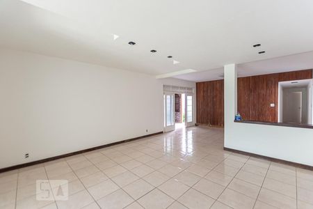 Sala de casa à venda com 3 quartos, 360m² em São Francisco, Niterói