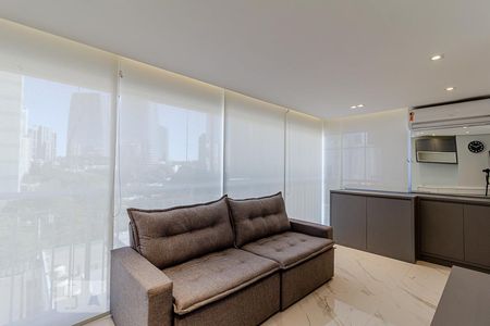 Varanda de apartamento à venda com 1 quarto, 57m² em Vila Nova Conceição, São Paulo