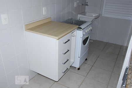 Cozinha de apartamento para alugar com 1 quarto, 40m² em Botafogo, Rio de Janeiro